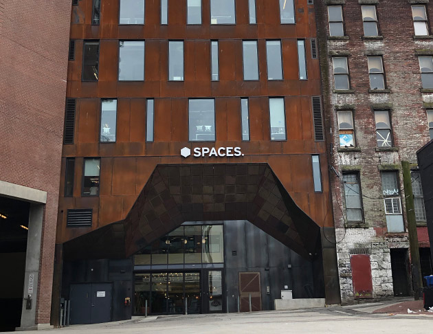spaces coworking entrance